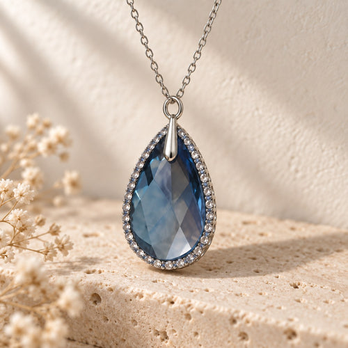 The Blue Ribbon Look: Opposites Attract, Blue Chip and Square Deal